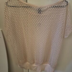XL top daytrip brand by Buckle. Cream in color